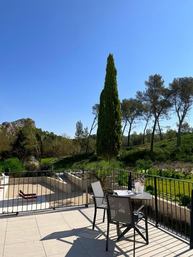 Hotel Domaine De Valmouriane Saint-Rémy-de-Provence Esterno foto